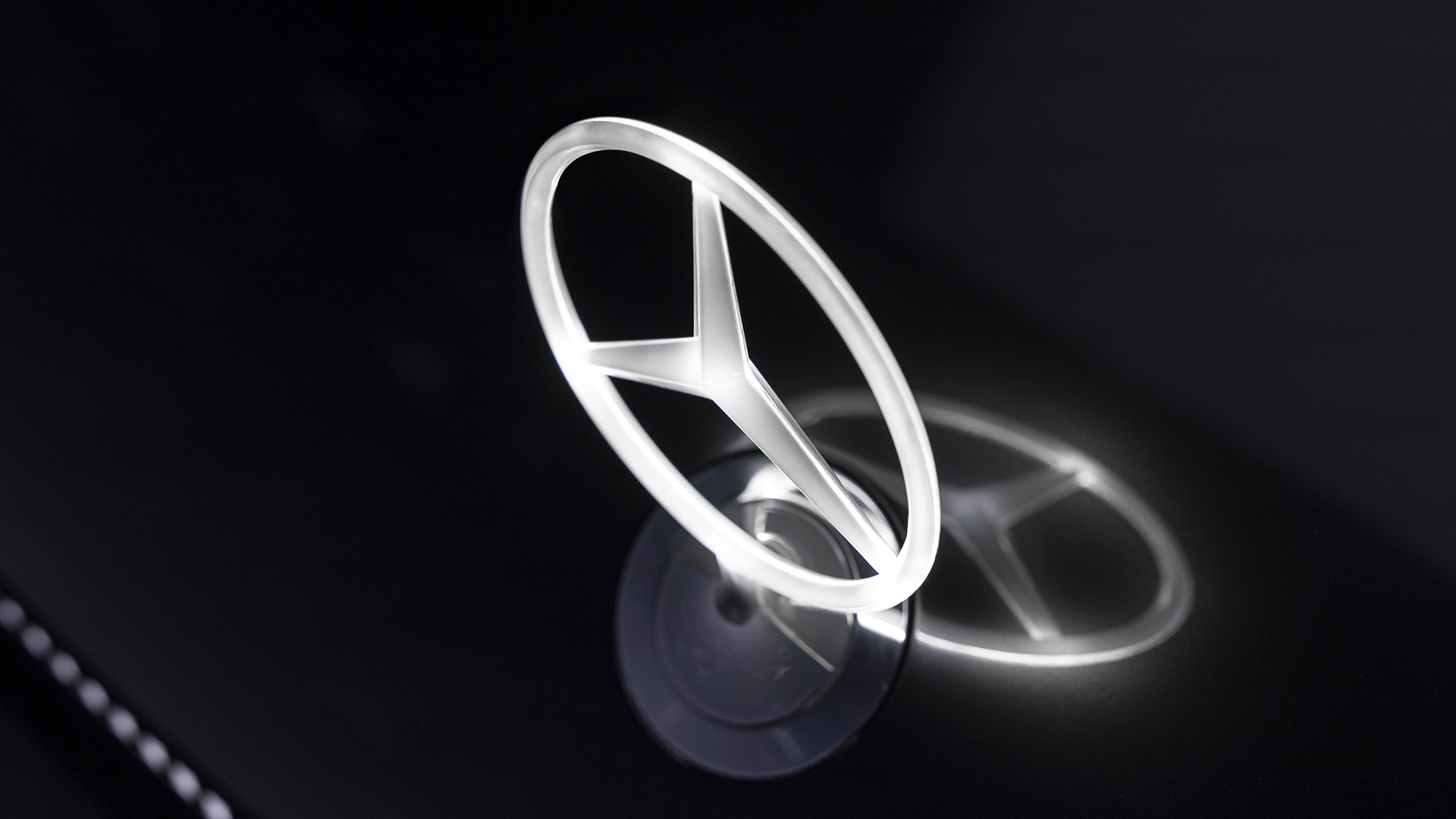 Mercedes-Benz Vision V Concept, 2025