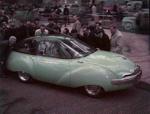 Panhard Dynavia Prototype at the Salon de l’Auto in Paris, 1948 - Photo: Yale Joel/LIFE
