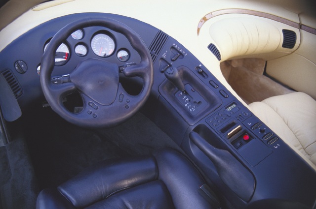 1991 Chrysler 300 Concept - Interior