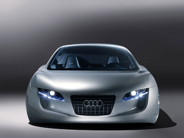 Audi RSQ, 2004