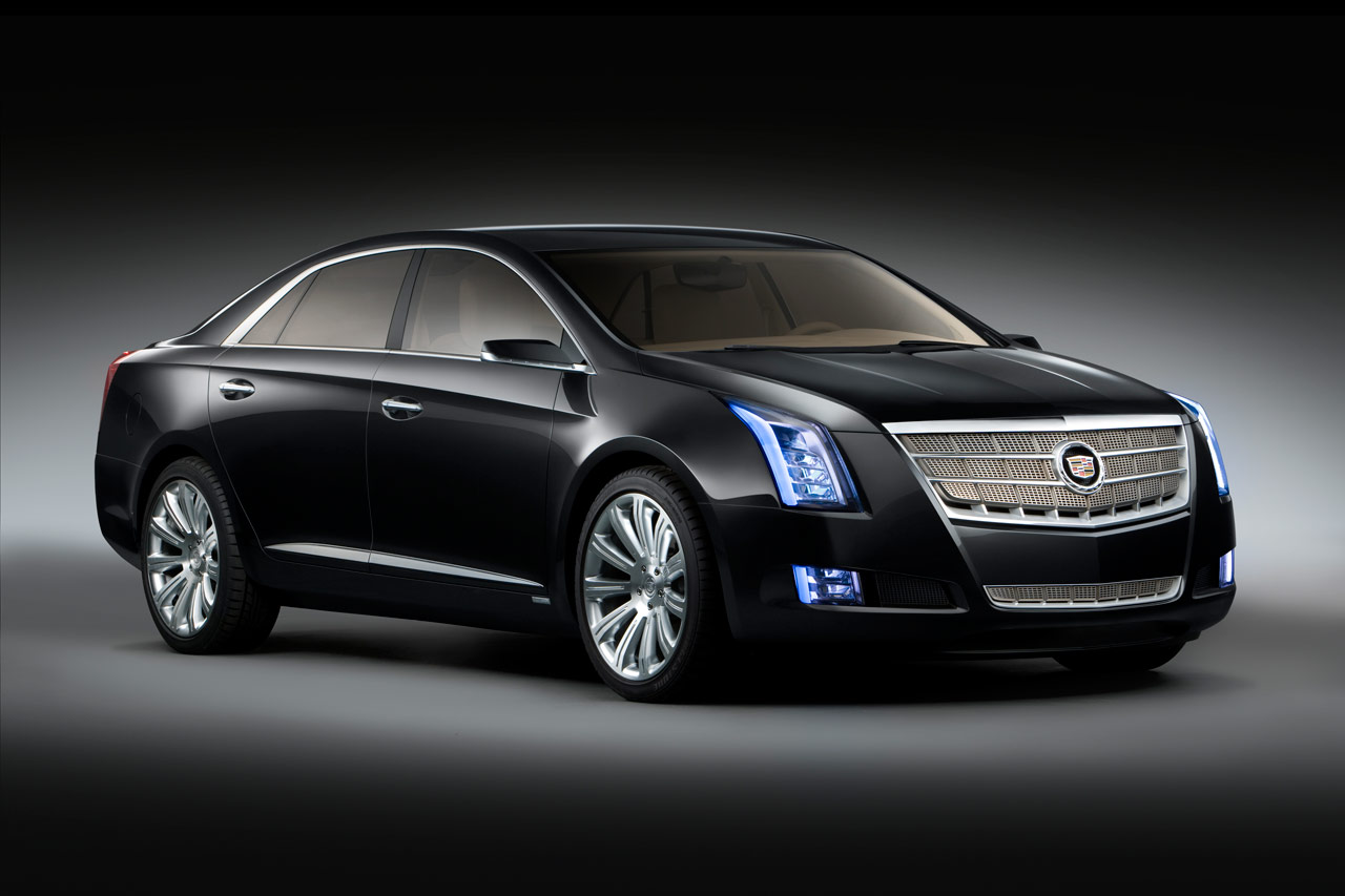 Cadillac XTS Platinum, 2010