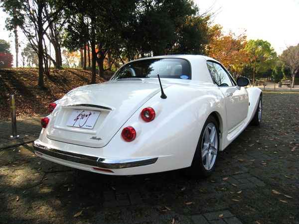 Mitsuoka Himiko (2008)