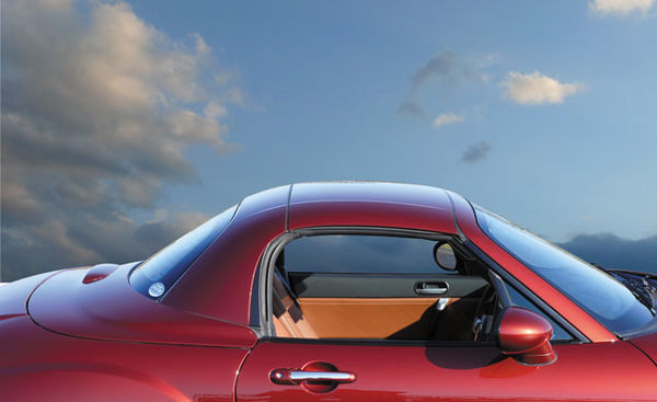 Mitsuoka Himiko (2008)