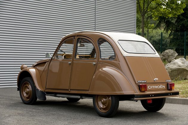 Citroen 2CV: Легенда от Hermes