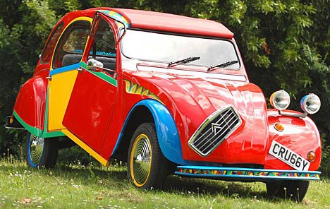 Andy Saunders' Citroen 2CV (2007): Кубизм на дороге