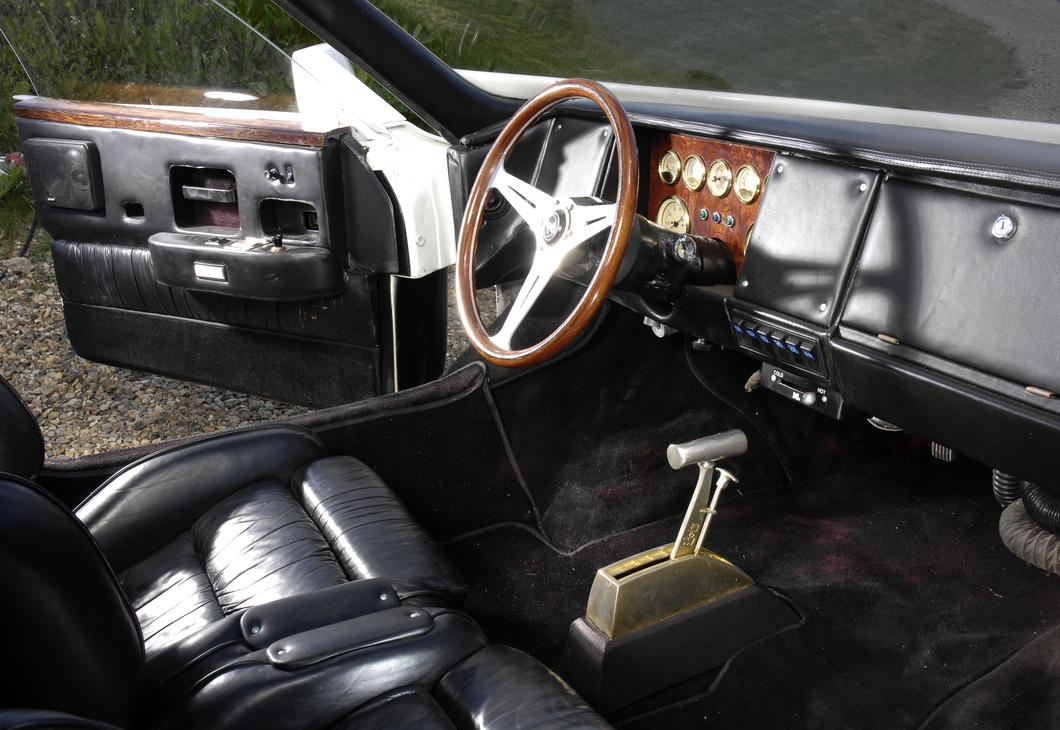 Panther Six (1977) - Interior
