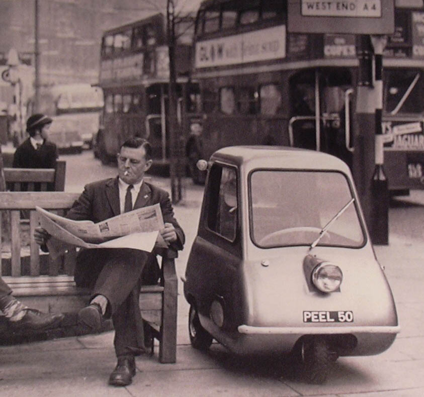 P50 saloon scooter in London (November 1962)