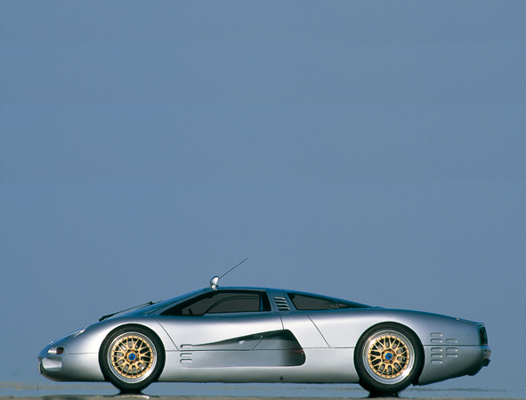 Isdera Commendatore 112i (1993)