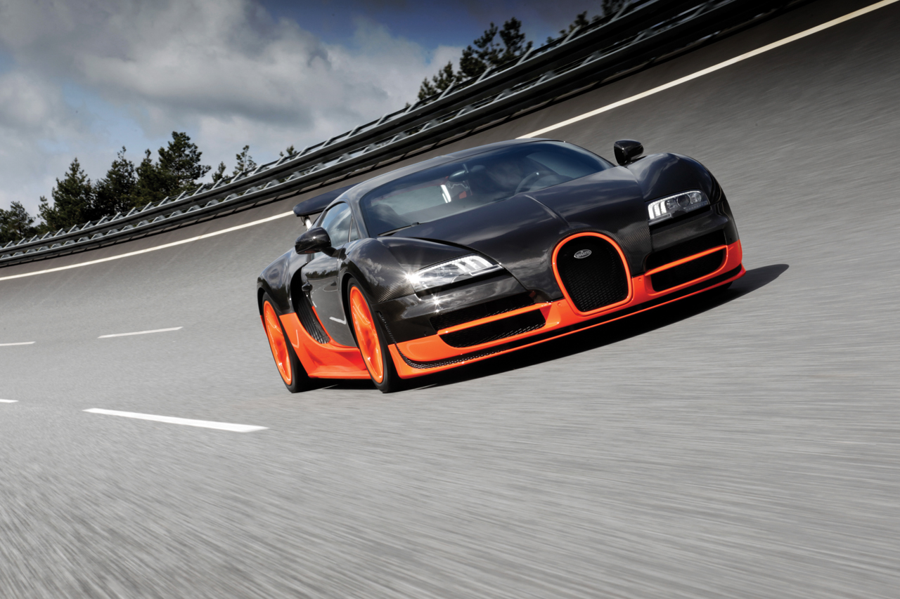 Bugatti Veyron 16.4 Super Sport (2010):  Рекорд скорости для серийных автомобилей