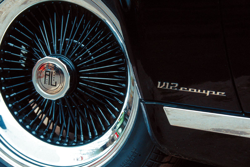 Volga V12 Coupe (2001): Ностальгия по настоящему