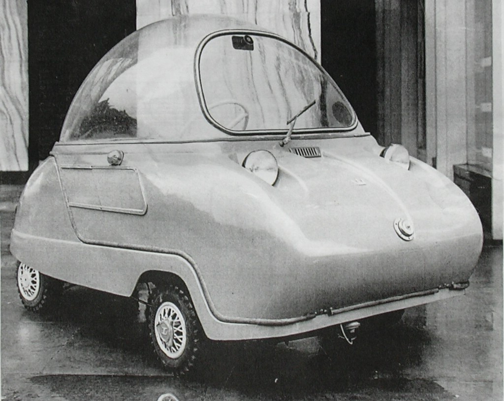 Peel Electric Trident 4-wheeler