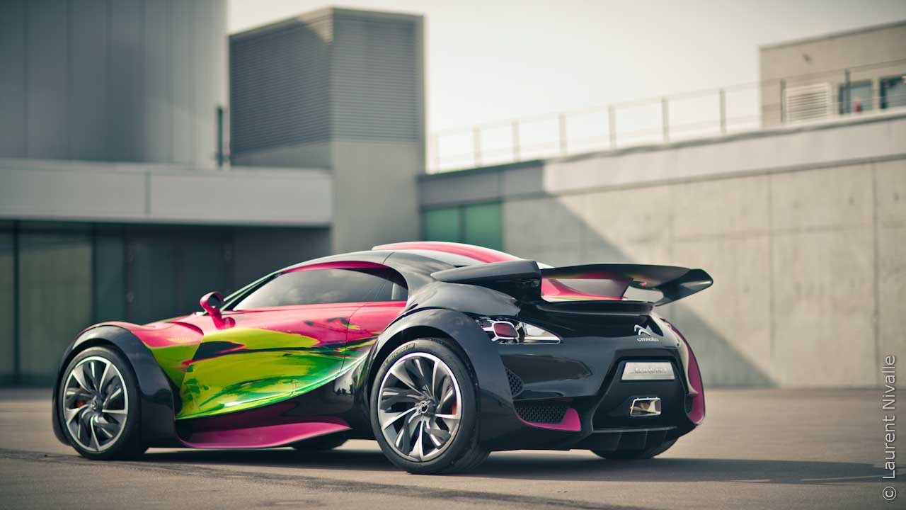 Citroen Survolt Art Car by Francoise Nielly (2010): Survolt стал разноцветным