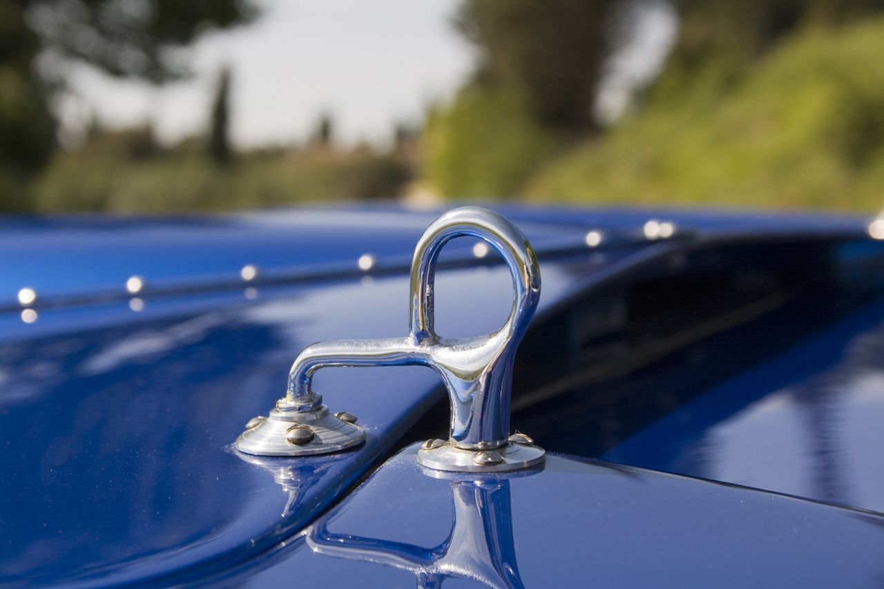 Faralli & Mazzati Antas V8 GT (2006): Плавник в голубом бархате