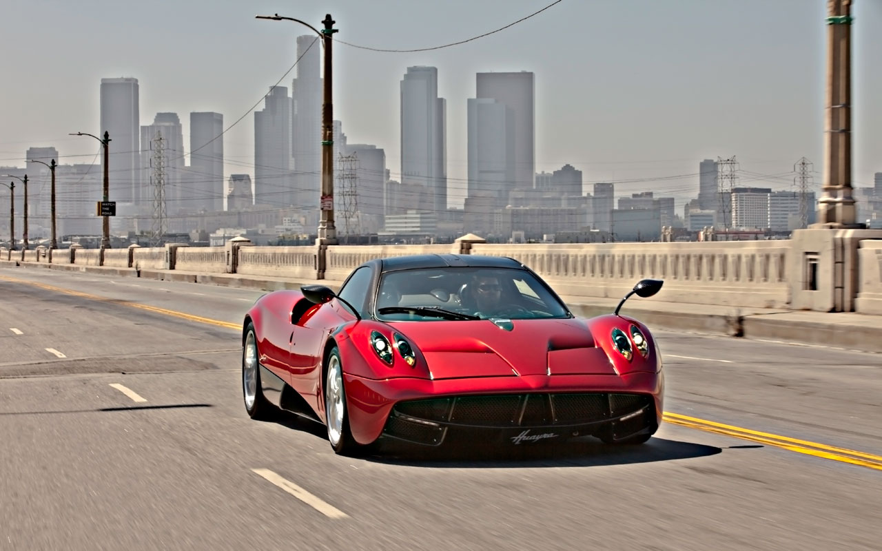 Pagani Huayra (2011)