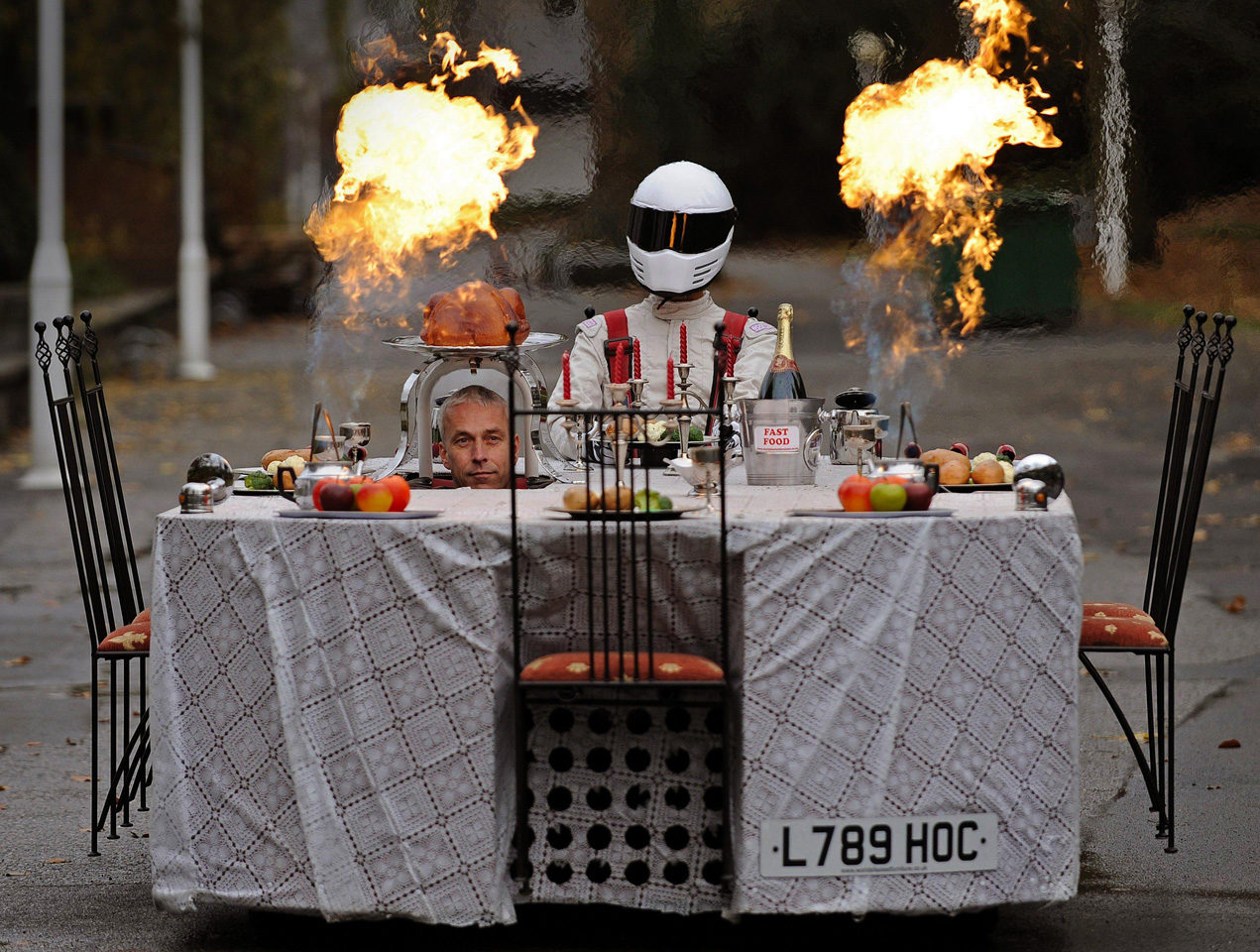 Perry Watkins' Fast Food (2010): Кушать подано!