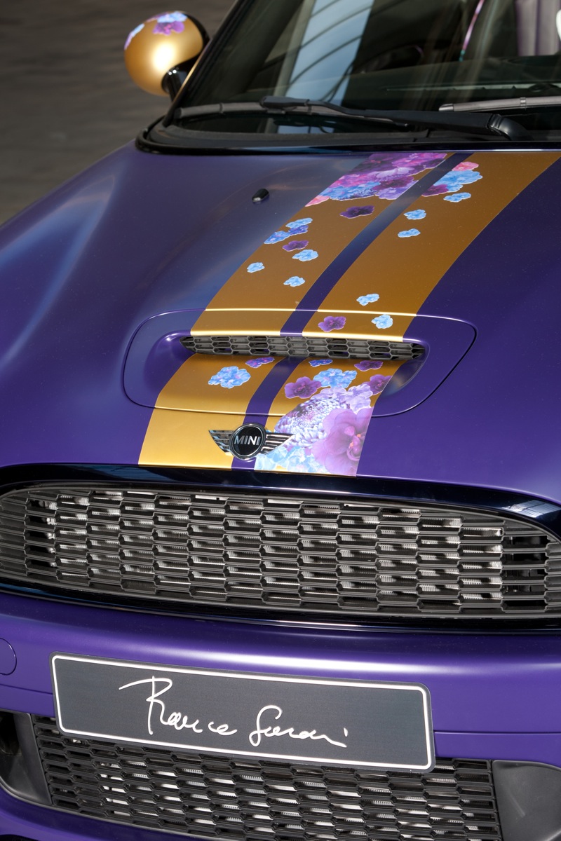 Life Ball Mini (2012): Designed by Franca Sozzani 