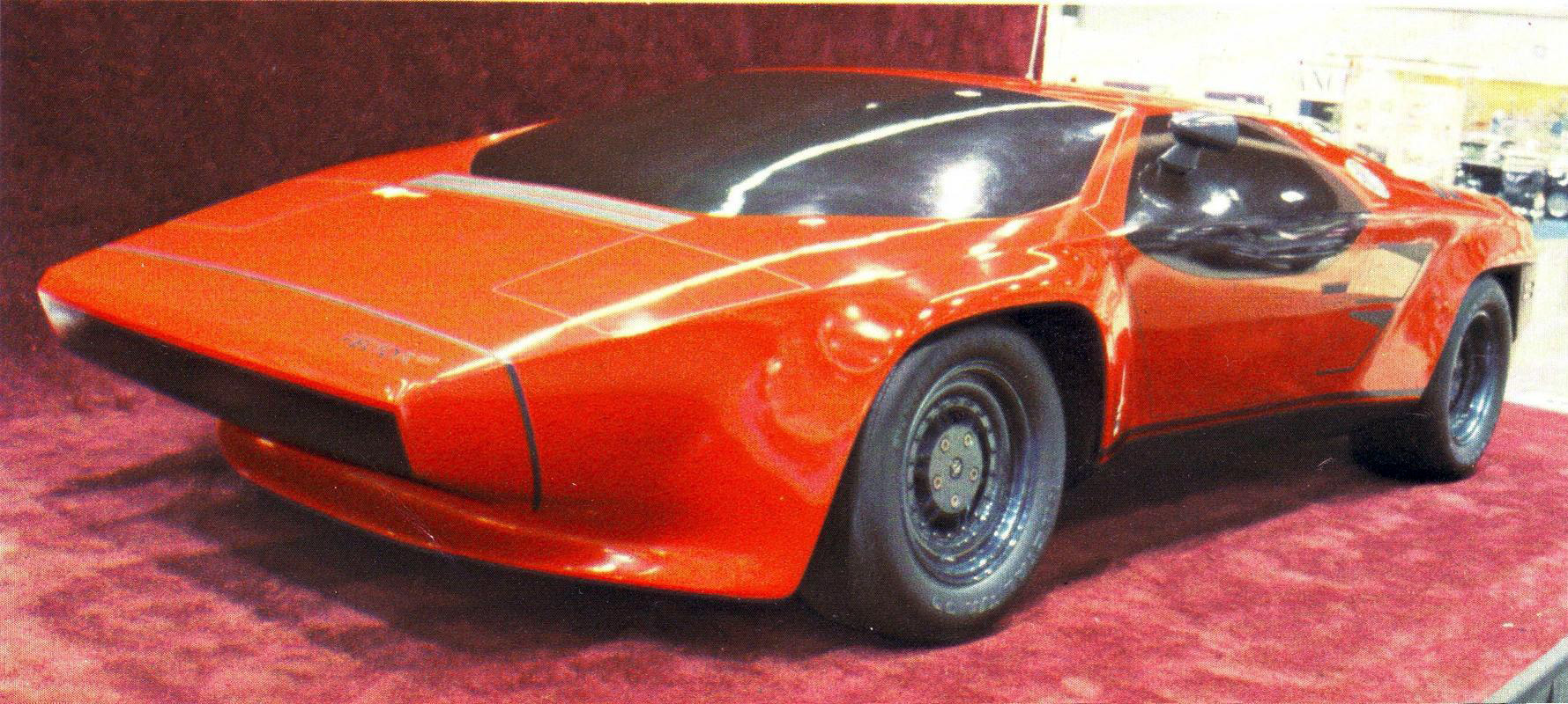 Vector W2 Mockup at 1977 LA Auto Show