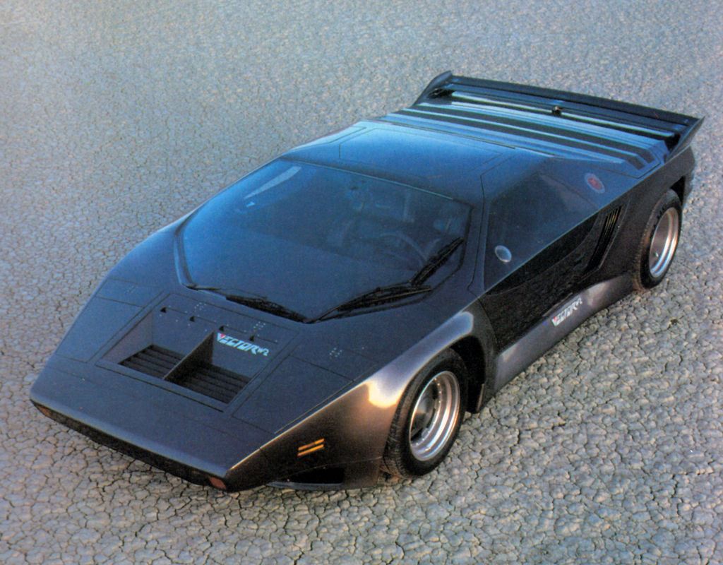 Vector W2 Twin Turbo, 1988-1989 - Финальная версия: маленькое антикрыло, юбка аэродинамического обвеса по бокам