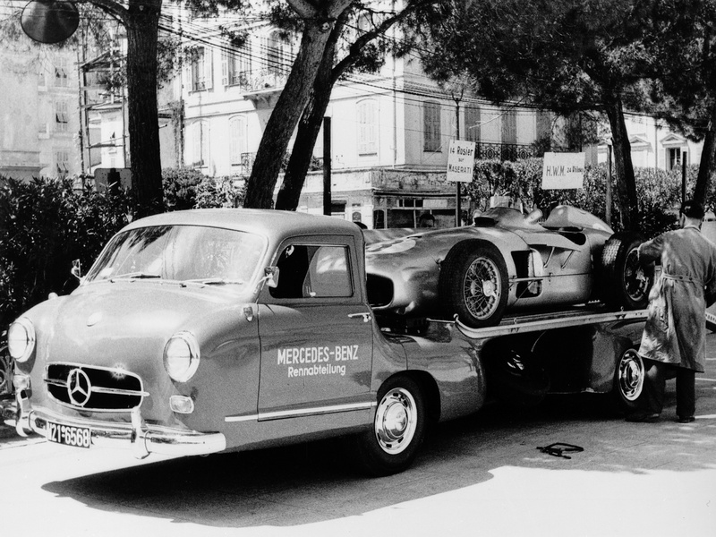 Mercedes Benz “Blue Wonder” racing-car transporter - 1955 Monaco Grand Prix, Circuit de Monaco