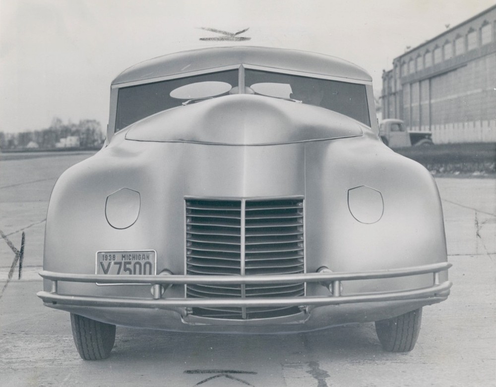 Dan LaLee’s Сar (1938): Streamlined Retractable Hardtop