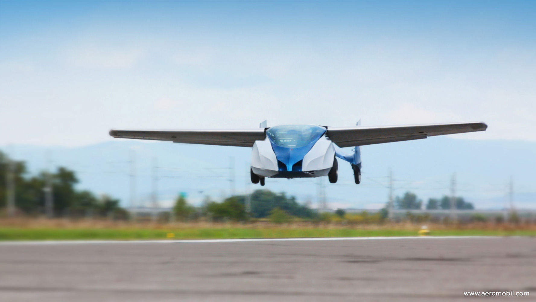 Evolution: AeroMobil 2.5 (2010-2013)