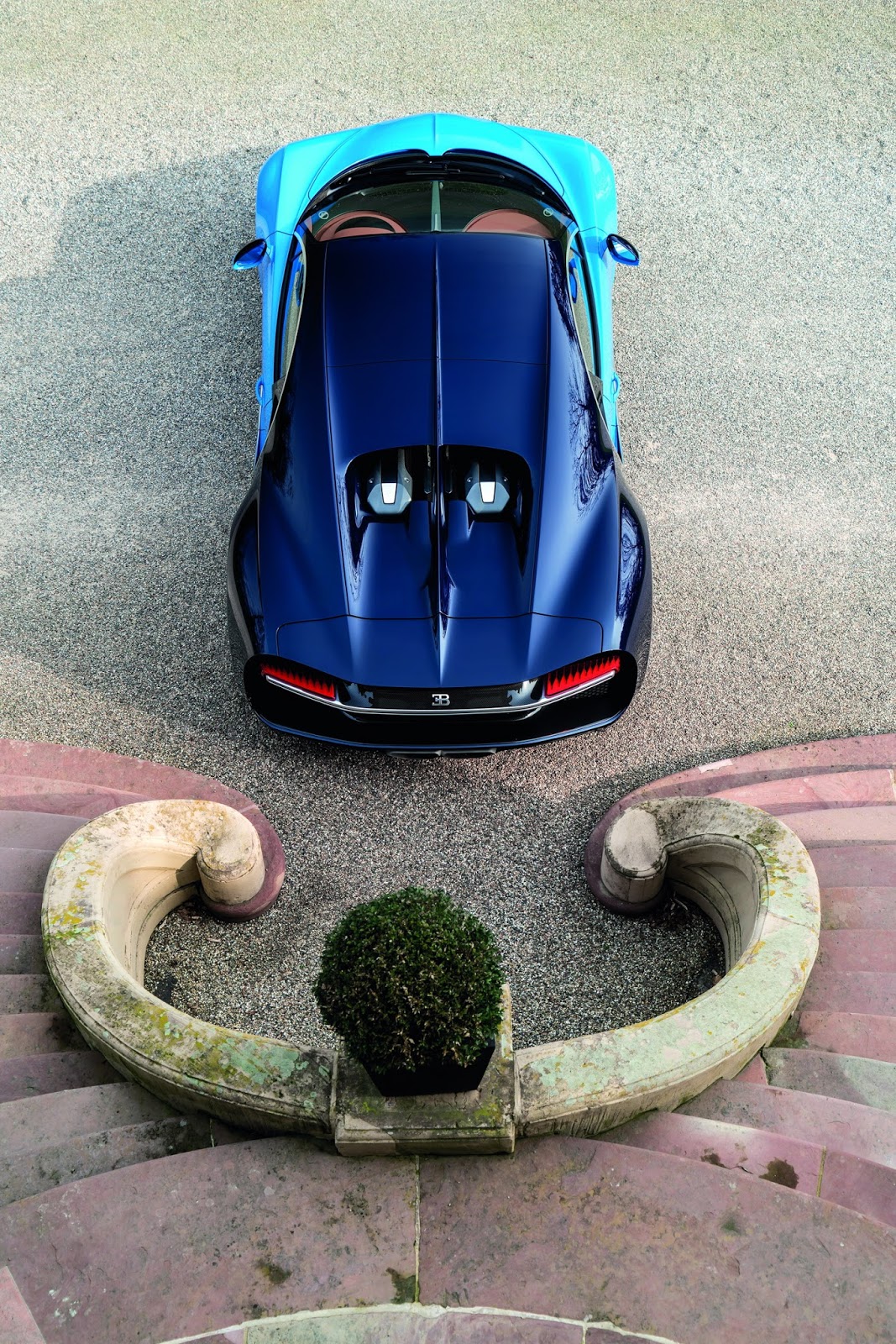 Bugatti Chiron (2016)
