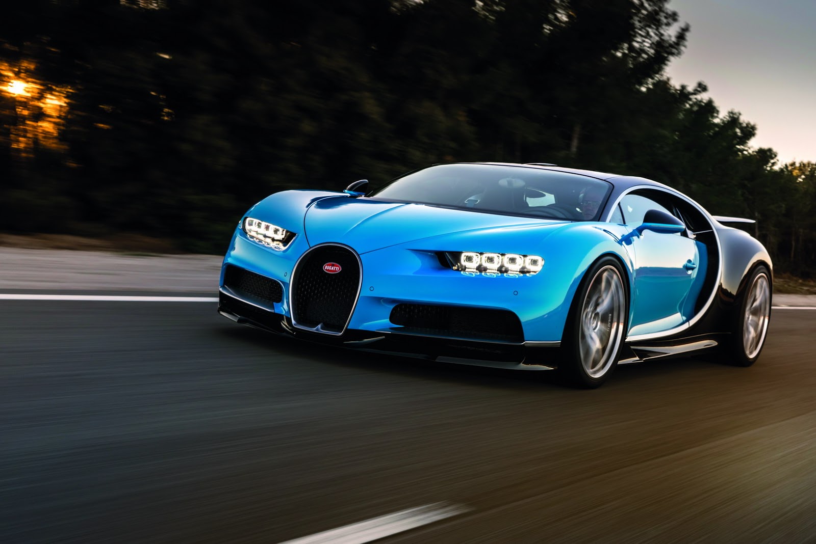 Bugatti Chiron (2016)