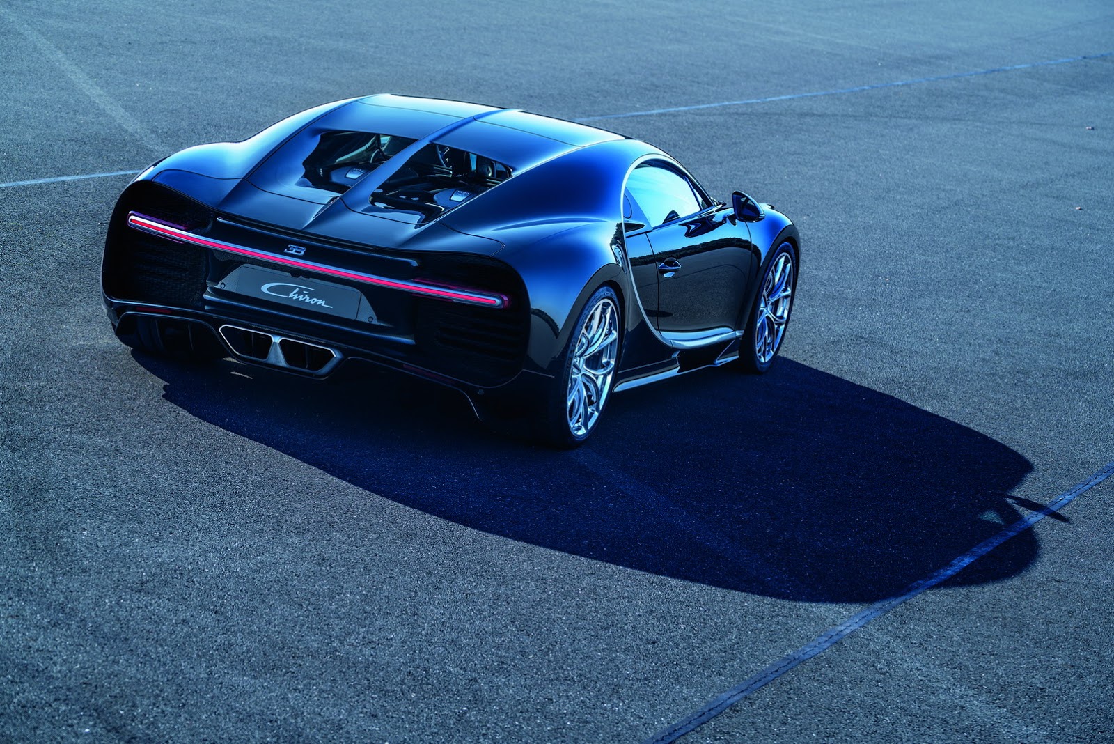Bugatti Chiron (2016)