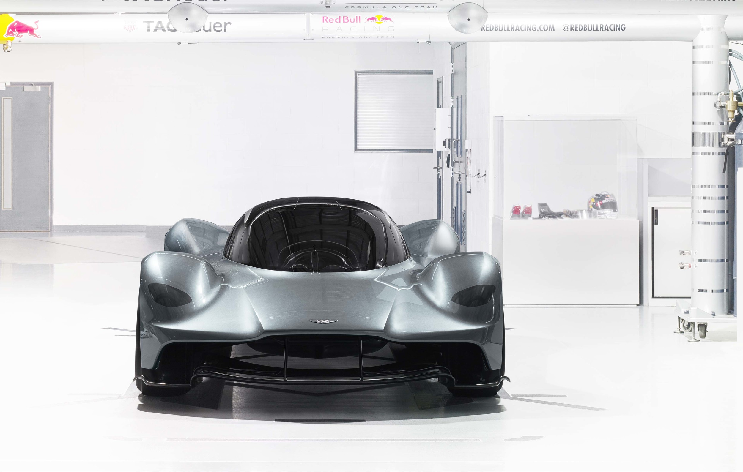 Aston Martin Red Bull AM-RB 001 (2018)
