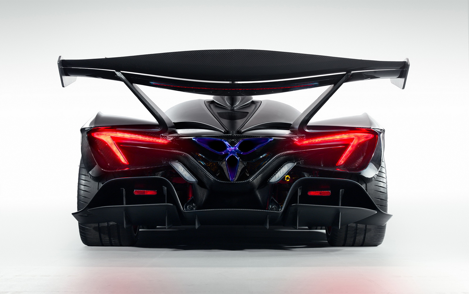 Apollo Intensa Emozione (2017)