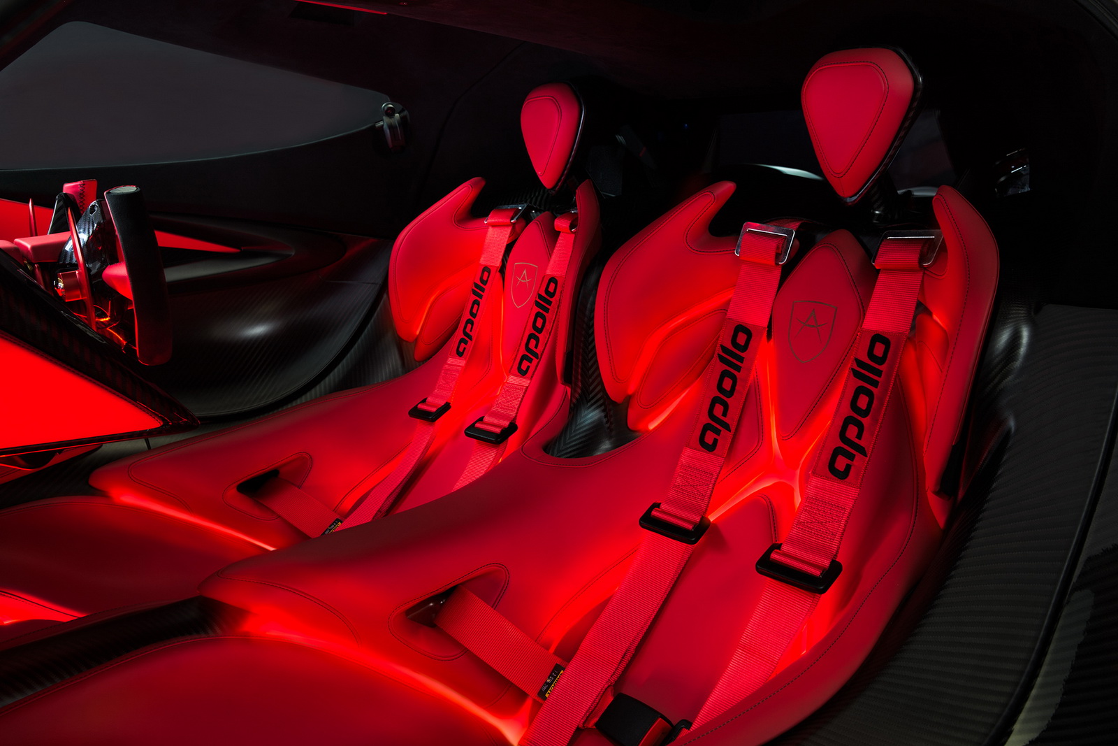 Apollo intensa emozione сзади