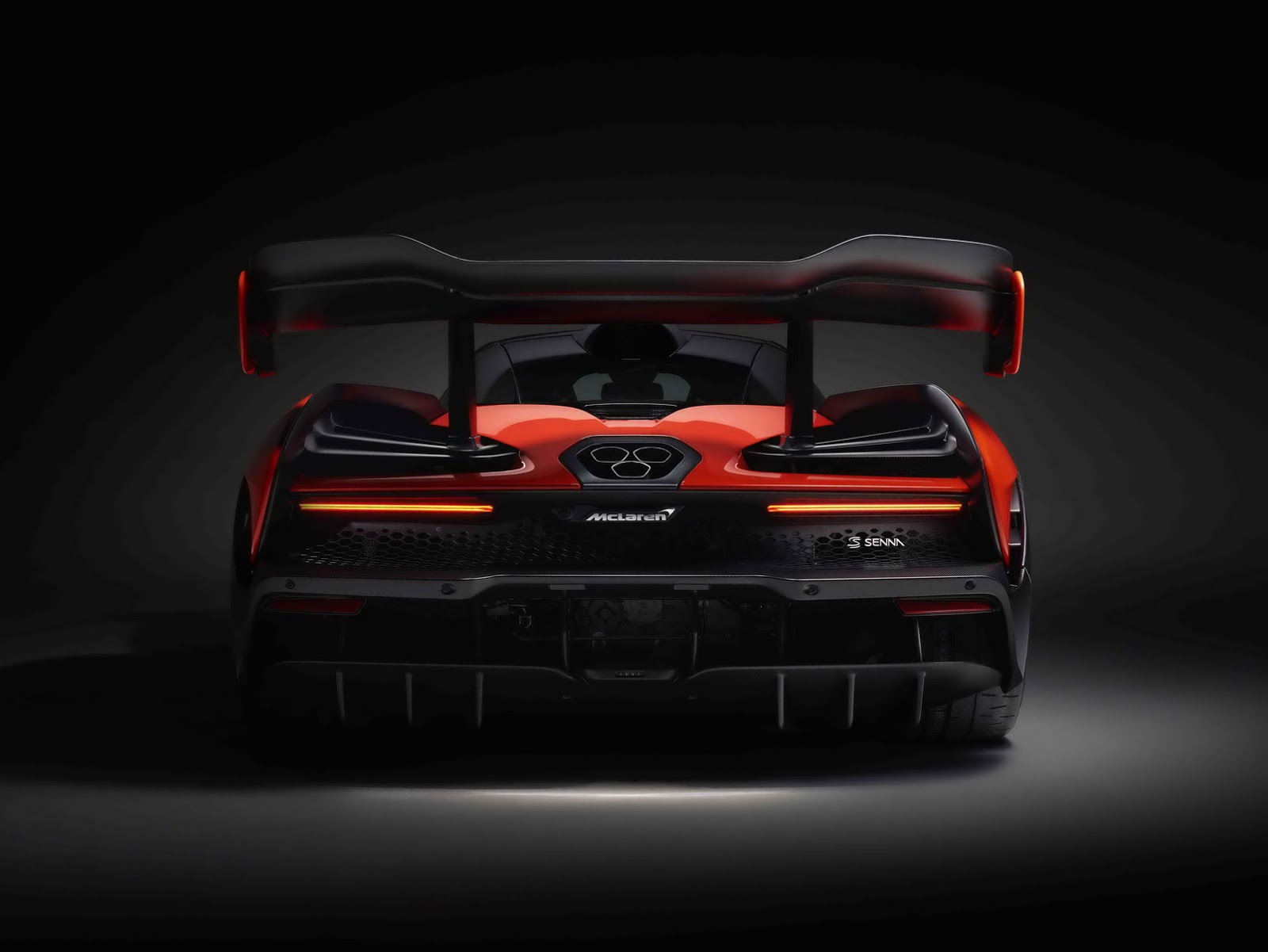 McLaren Senna (2017)