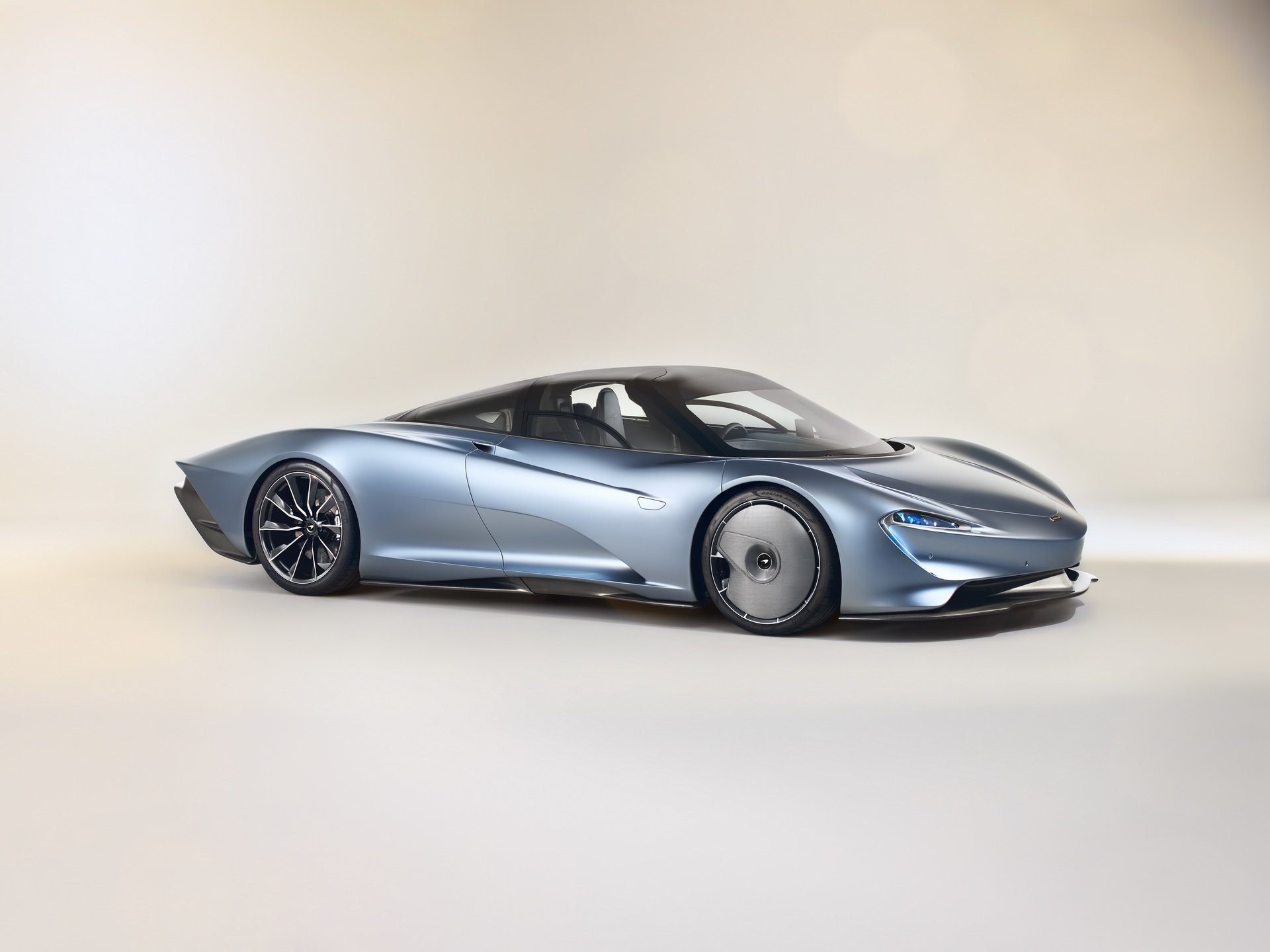 McLaren Speedtail (2018)