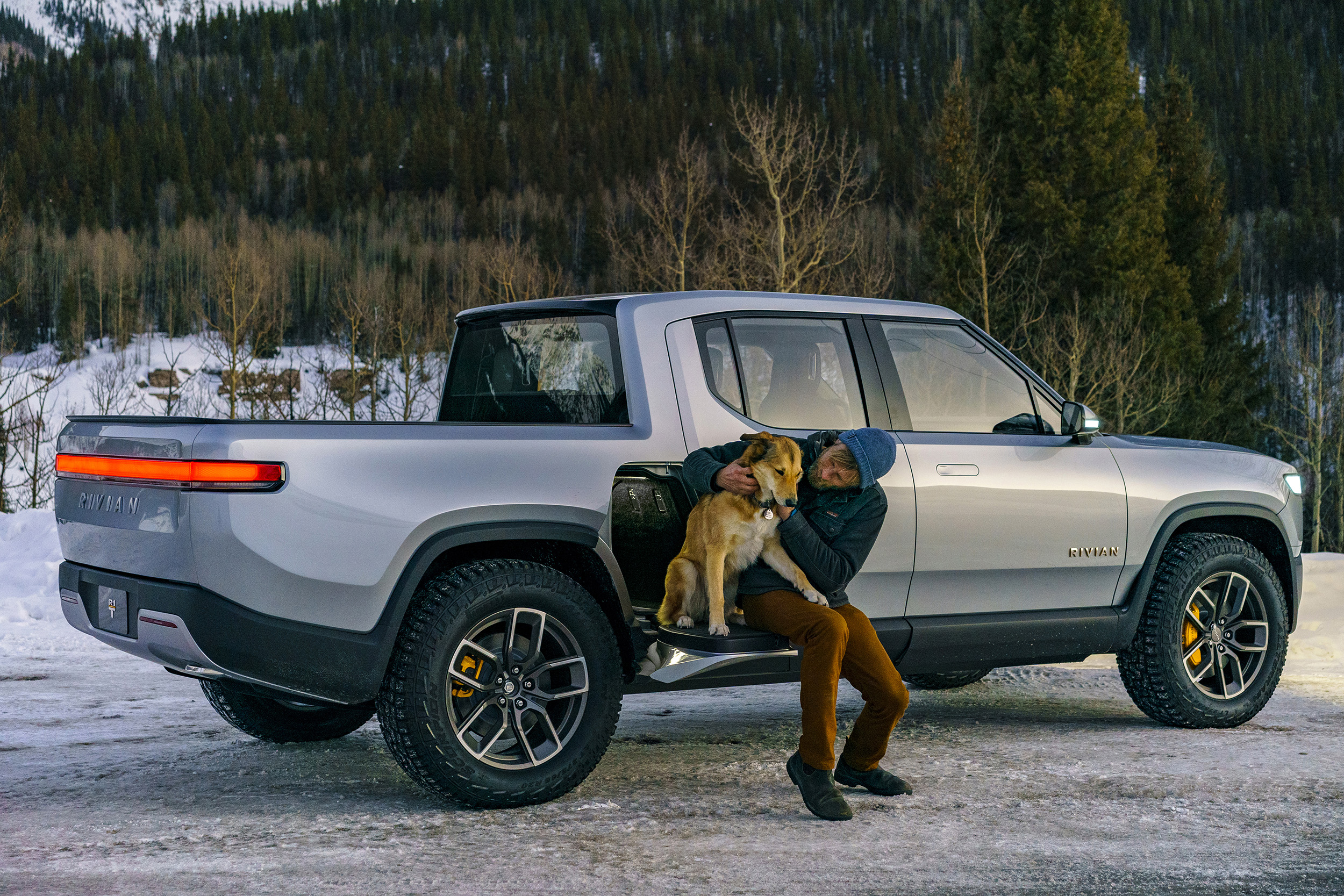 Rivian R1T (2021): Electric Pickup