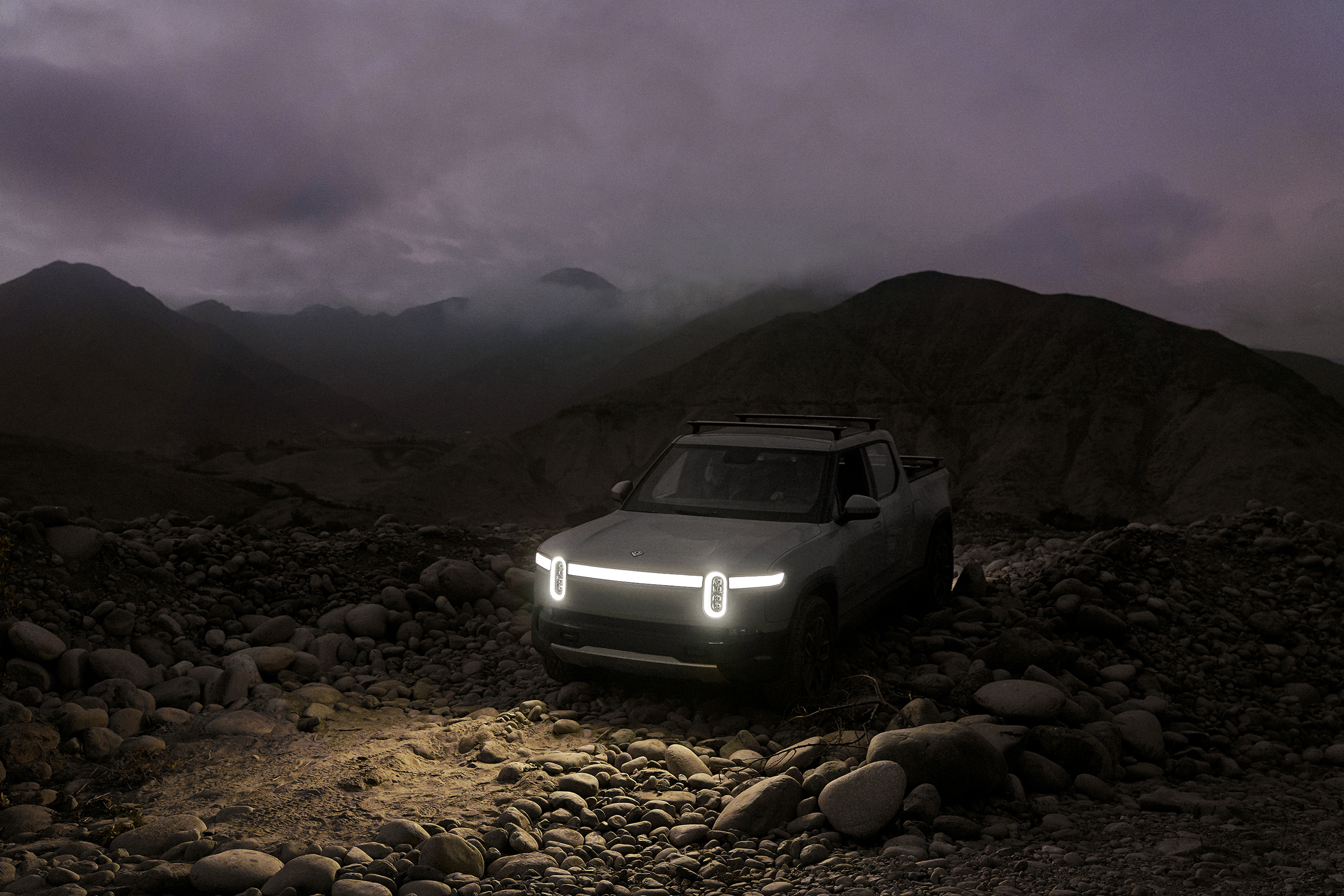 Rivian R1T (2021): Electric Pickup