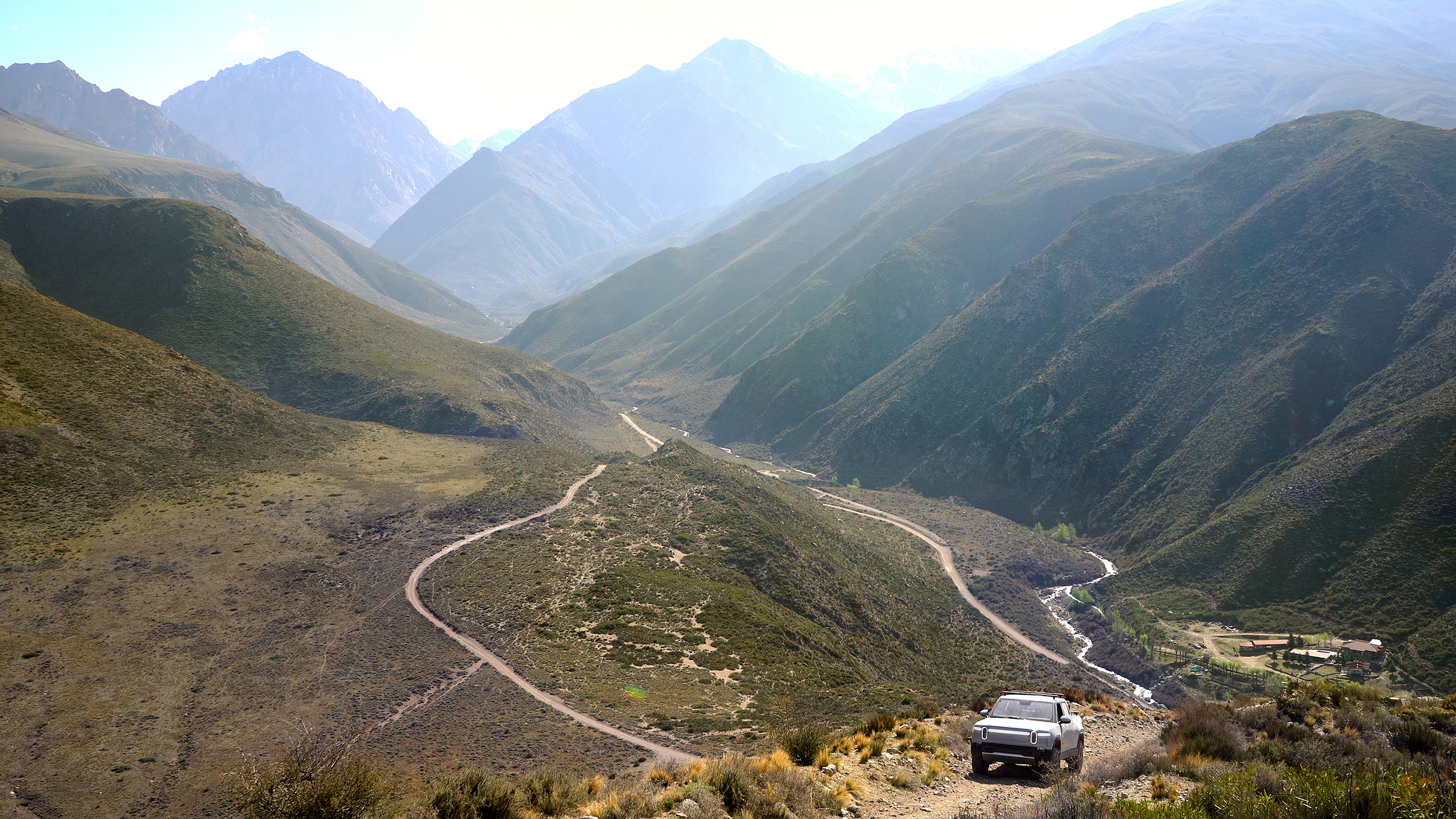 Rivian R1T (2021): Electric Pickup