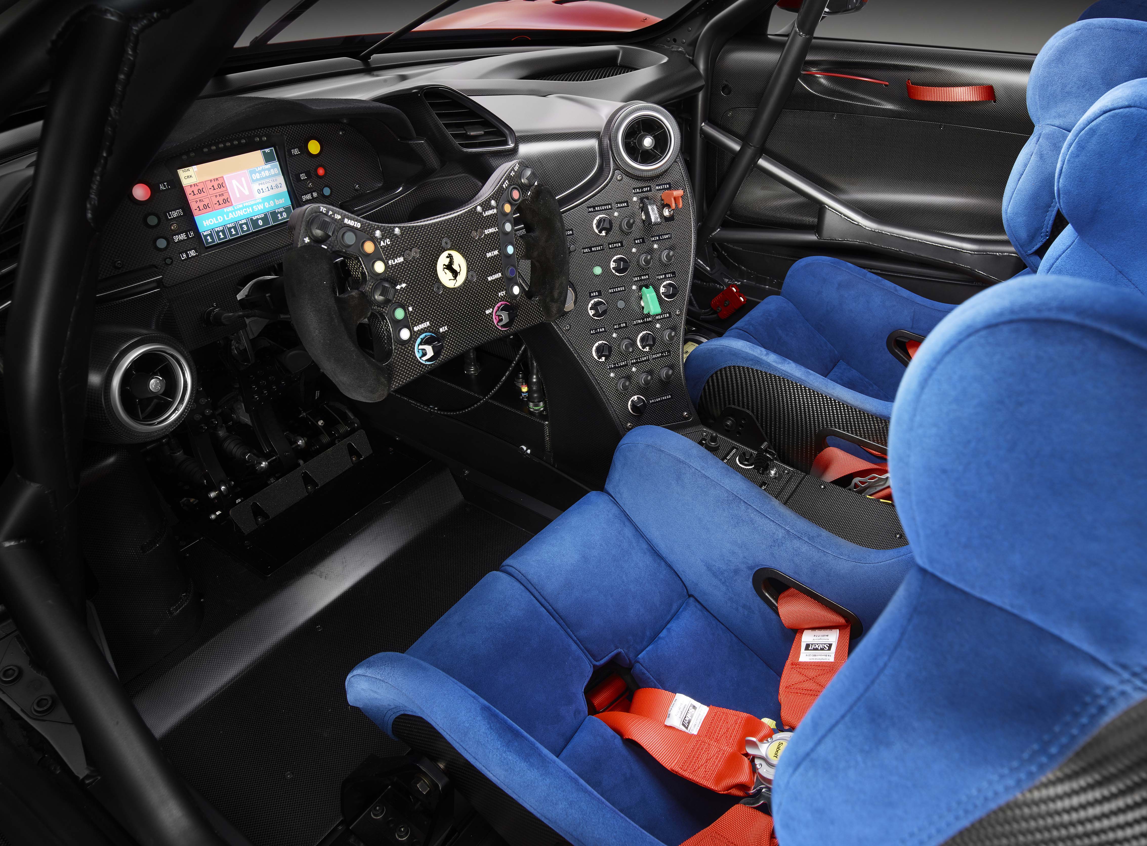 Ferrari P80/C (2019) - Interior