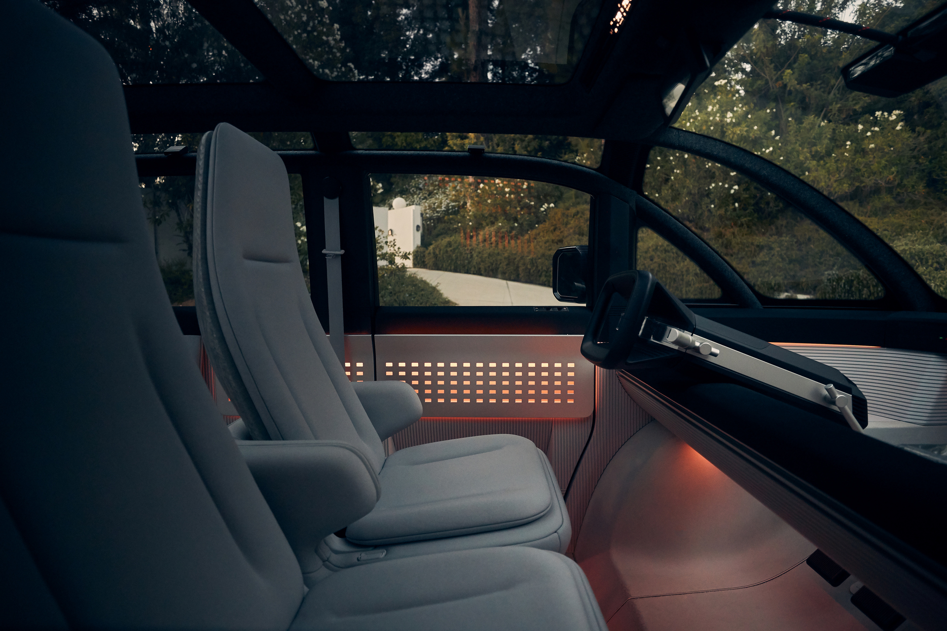 Canoo (2021) - Interior