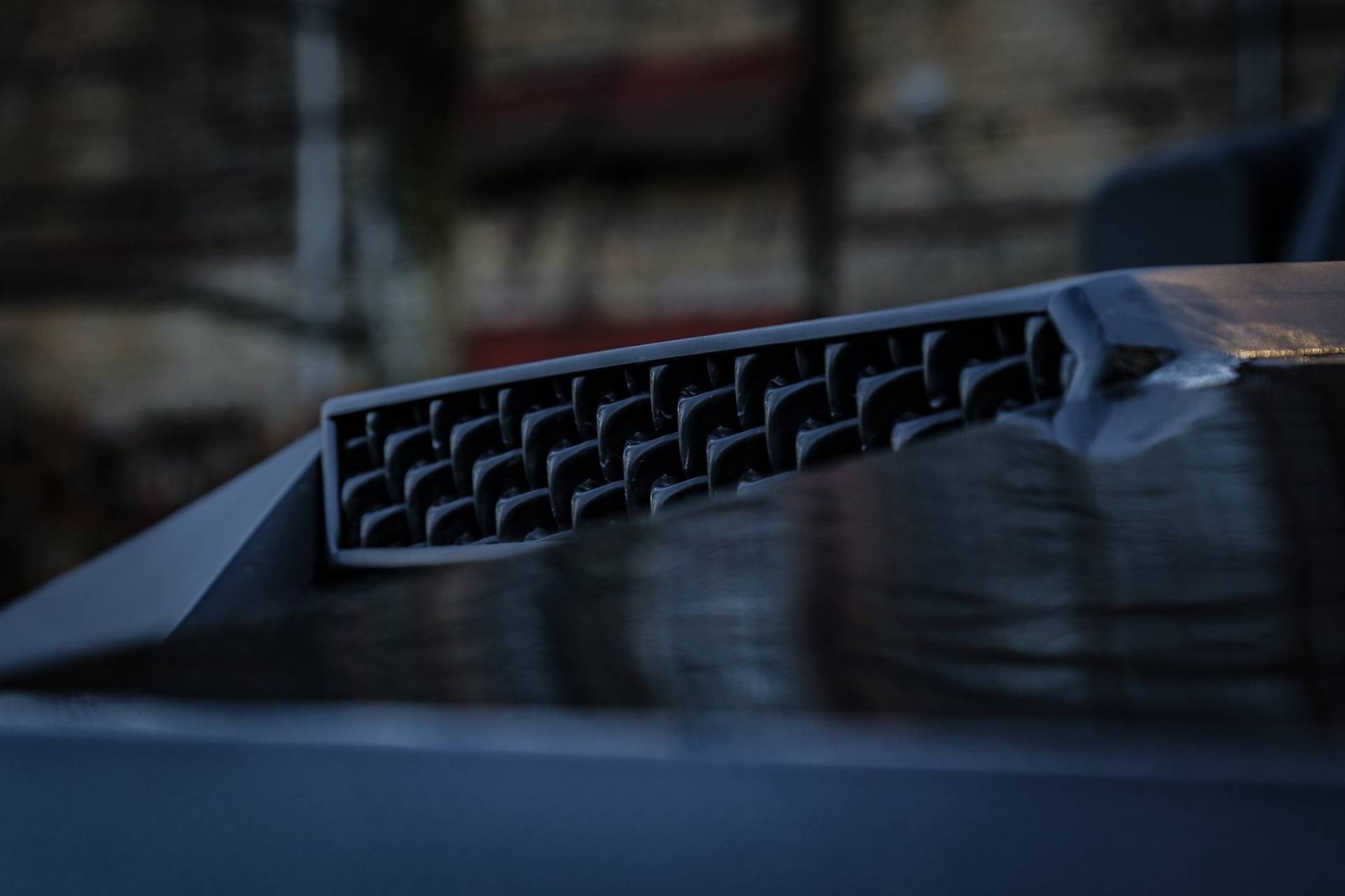 Dartz Prombron Black Stallion (2019)