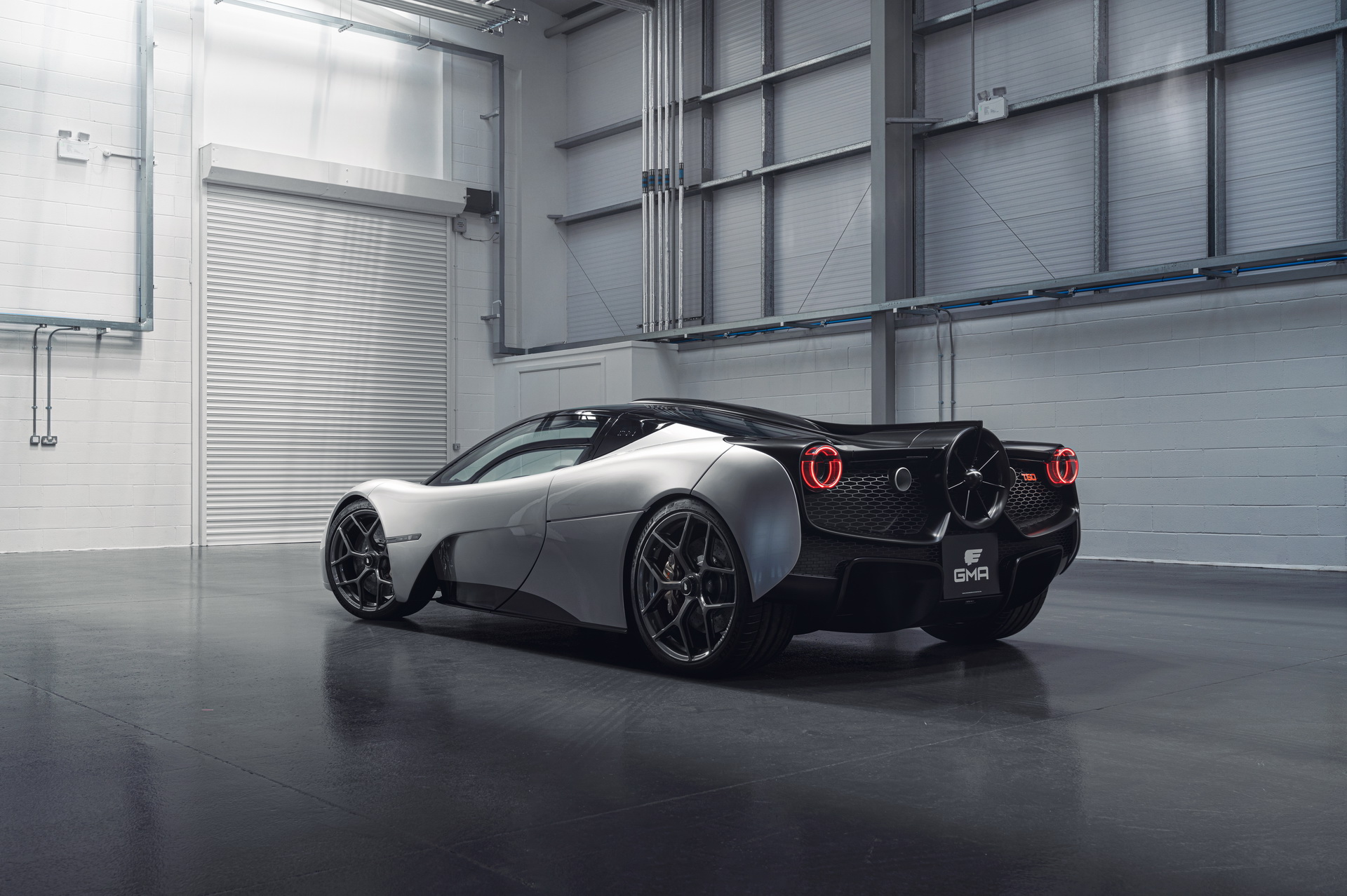 Gordon Murray Automotive T.50 (2022): «Преемник» McLaren F1
