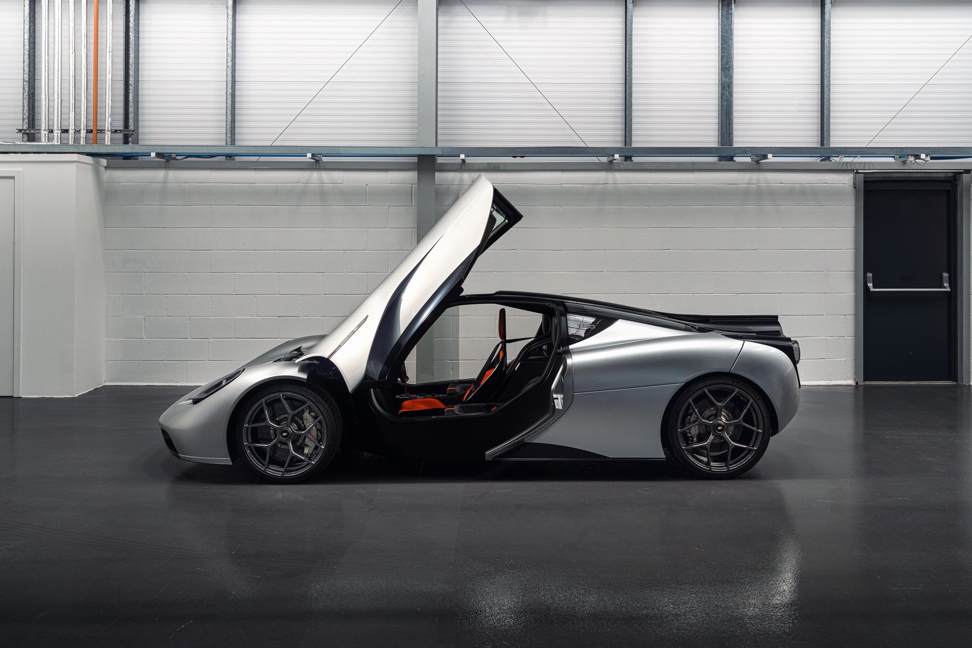 Gordon Murray Automotive T.50 (2022): «Преемник» McLaren F1