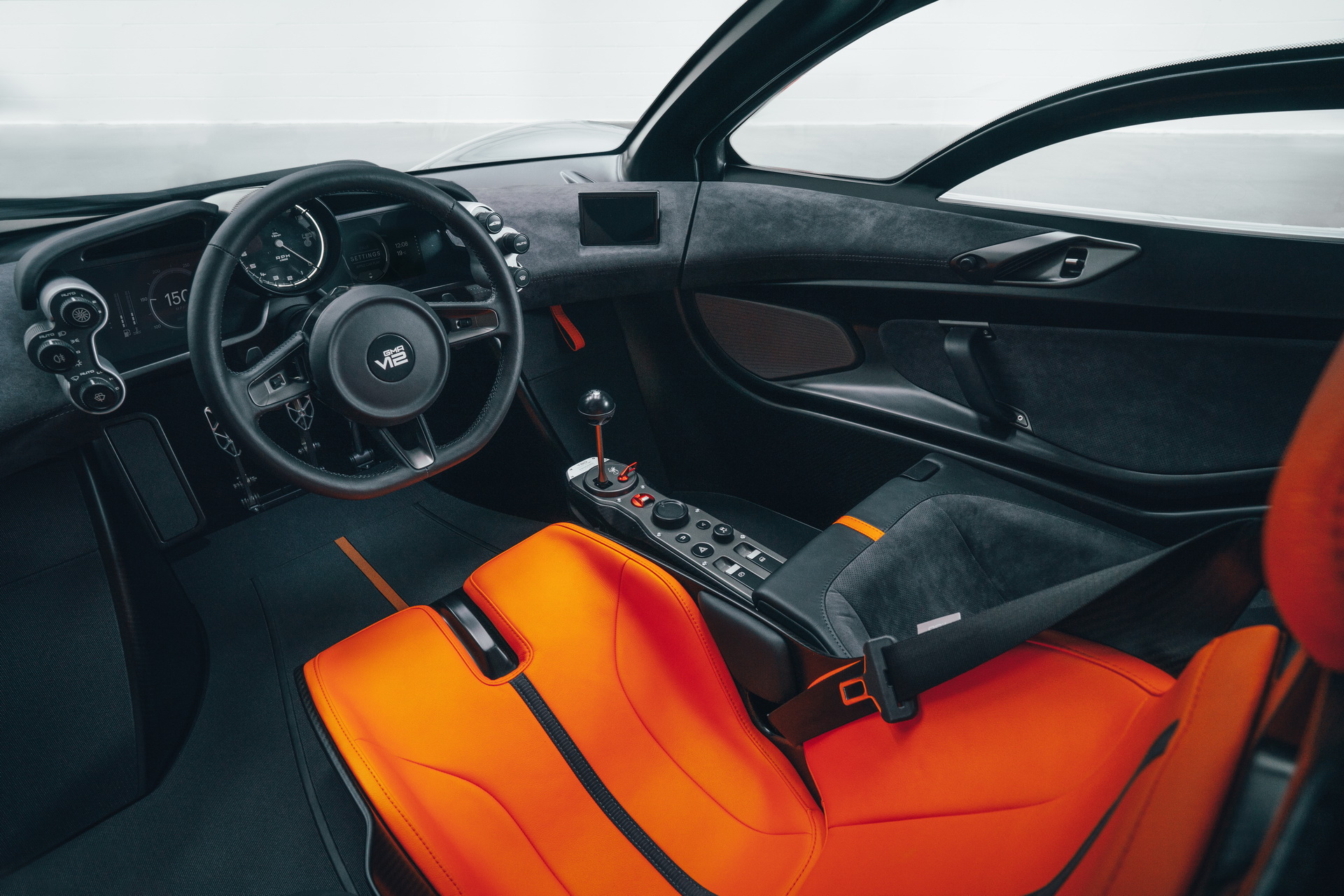 Gordon Murray Automotive T.50 (2022): Interior