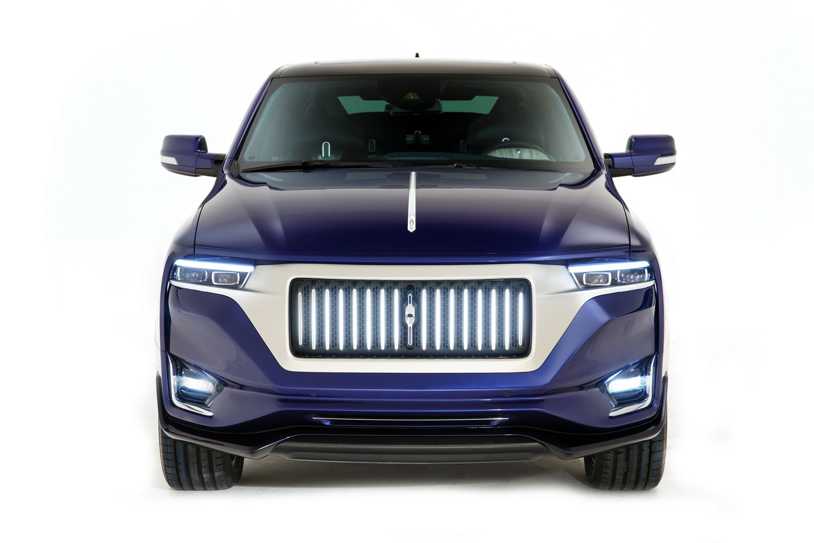 Aznom Palladium by Camal Studio (2020): All-Terrain Luxury Sedan