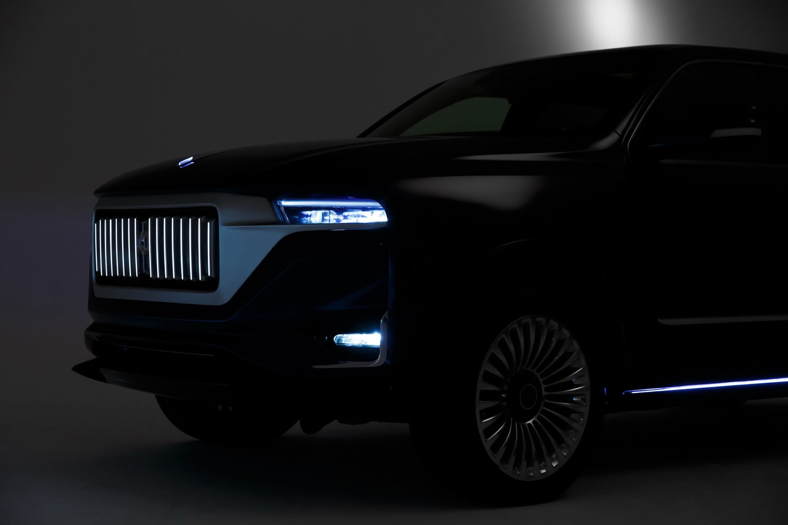 Aznom Palladium by Camal Studio (2020): All-Terrain Luxury Sedan