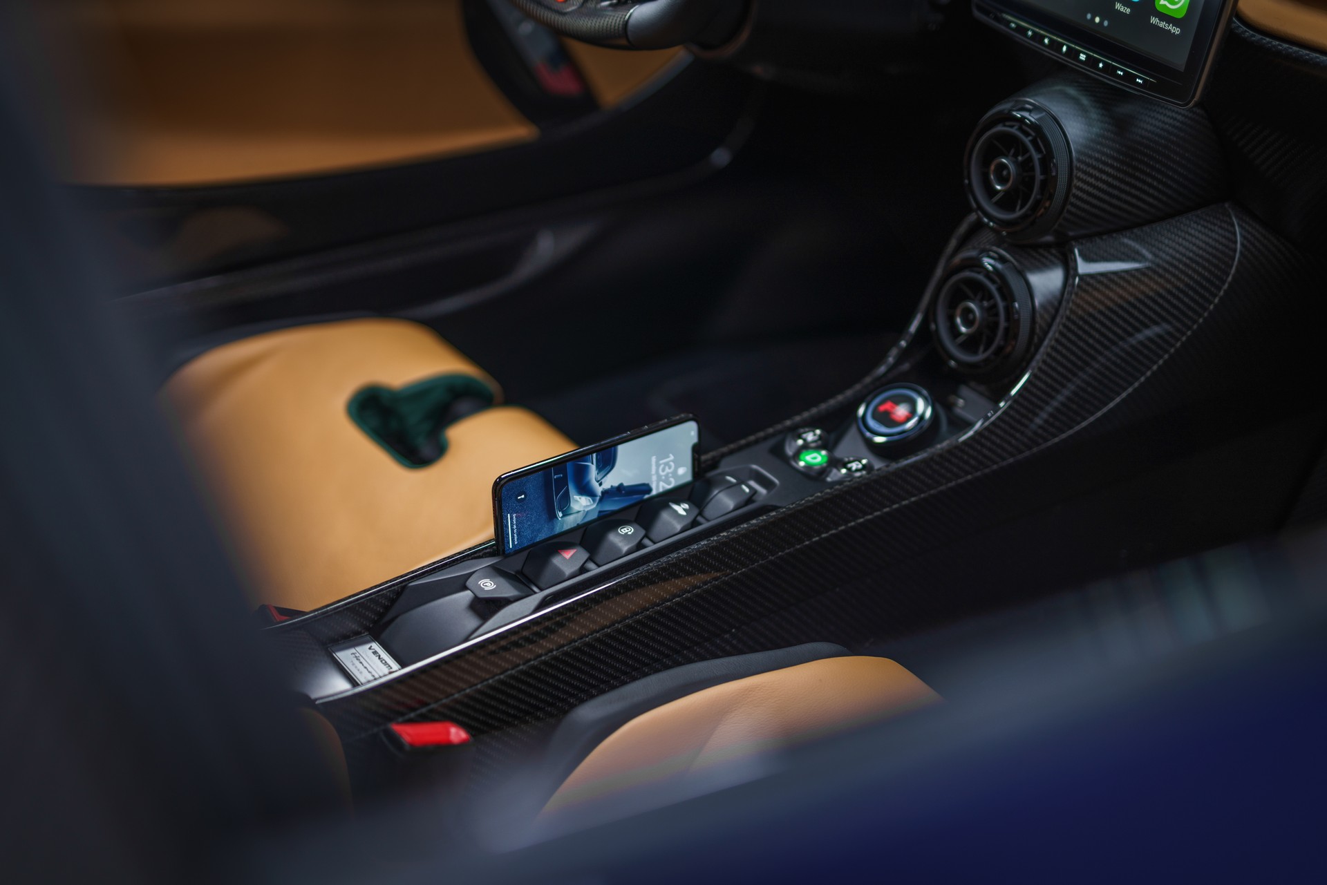 Hennessey Venom F5 (2021) – Interior