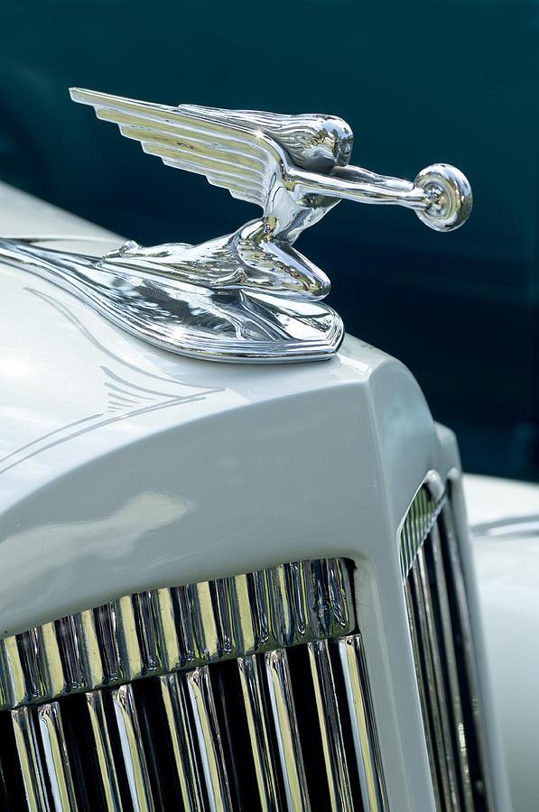 'Goddess of Speed' – Packard Sedan Hood Ornament (1935) – Photo: Jill Reger