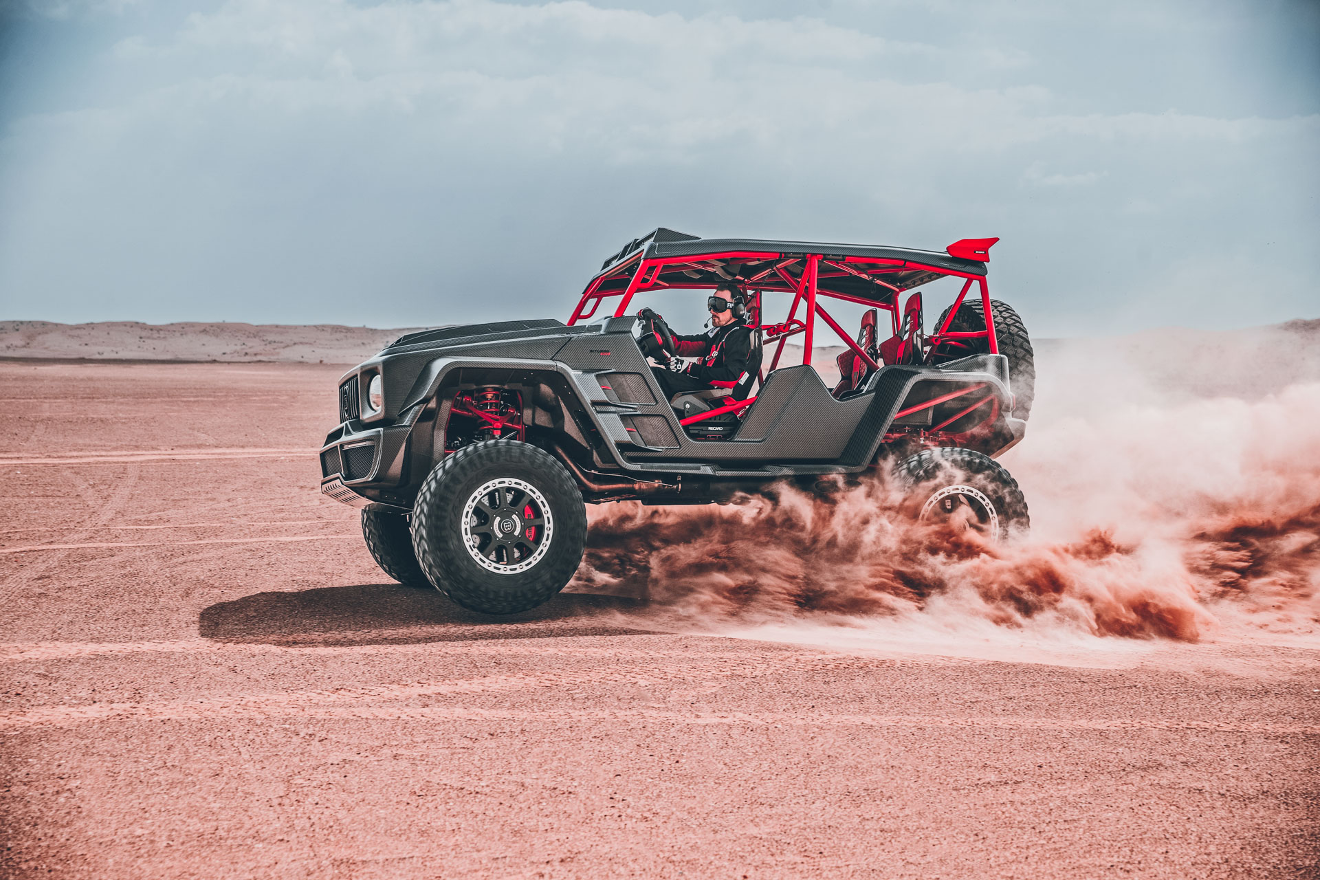 Brabus 900 Crawler (2022): Dune-Bashing Buggy