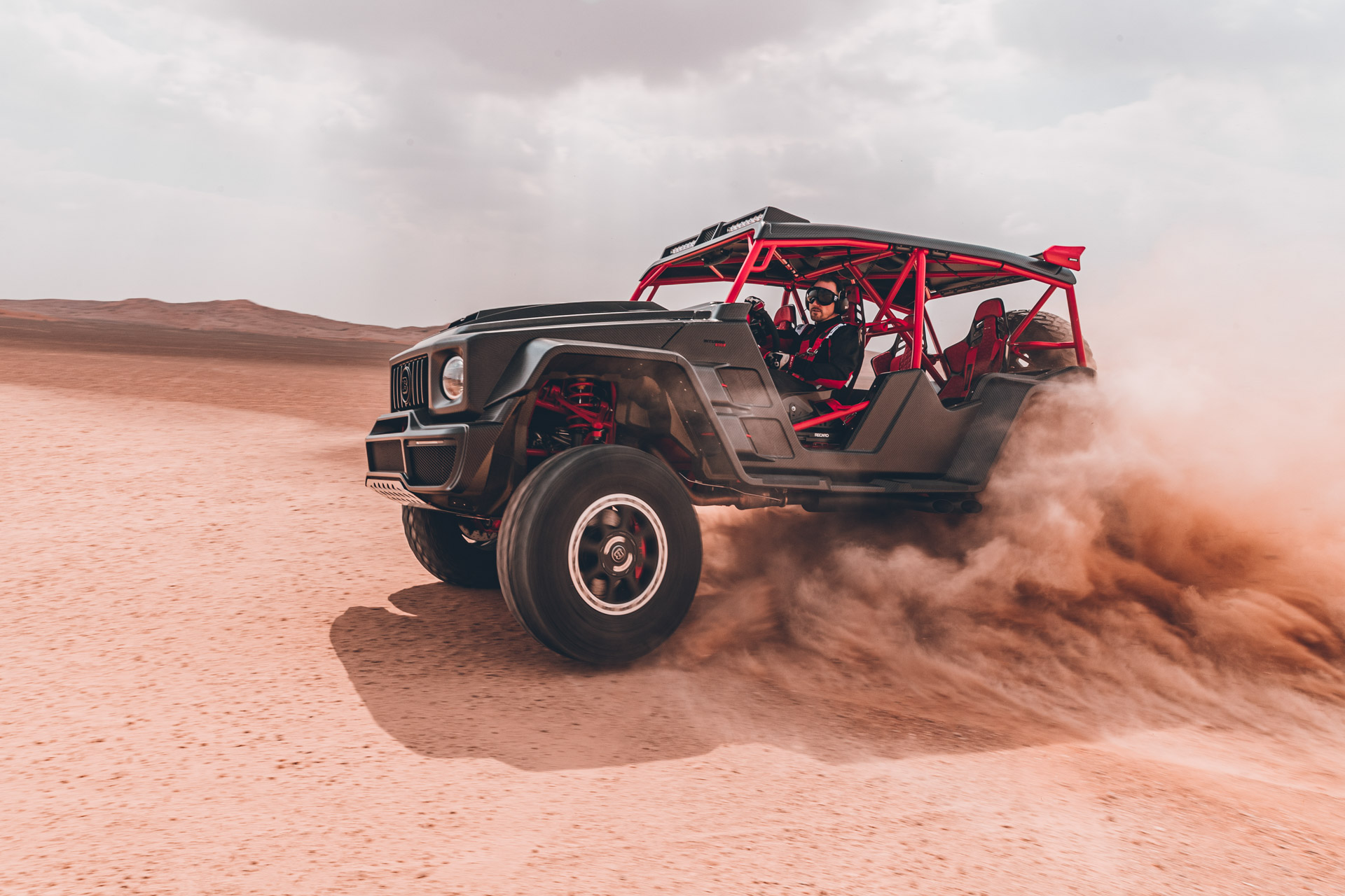 Brabus 900 Crawler (2022): Dune-Bashing Buggy