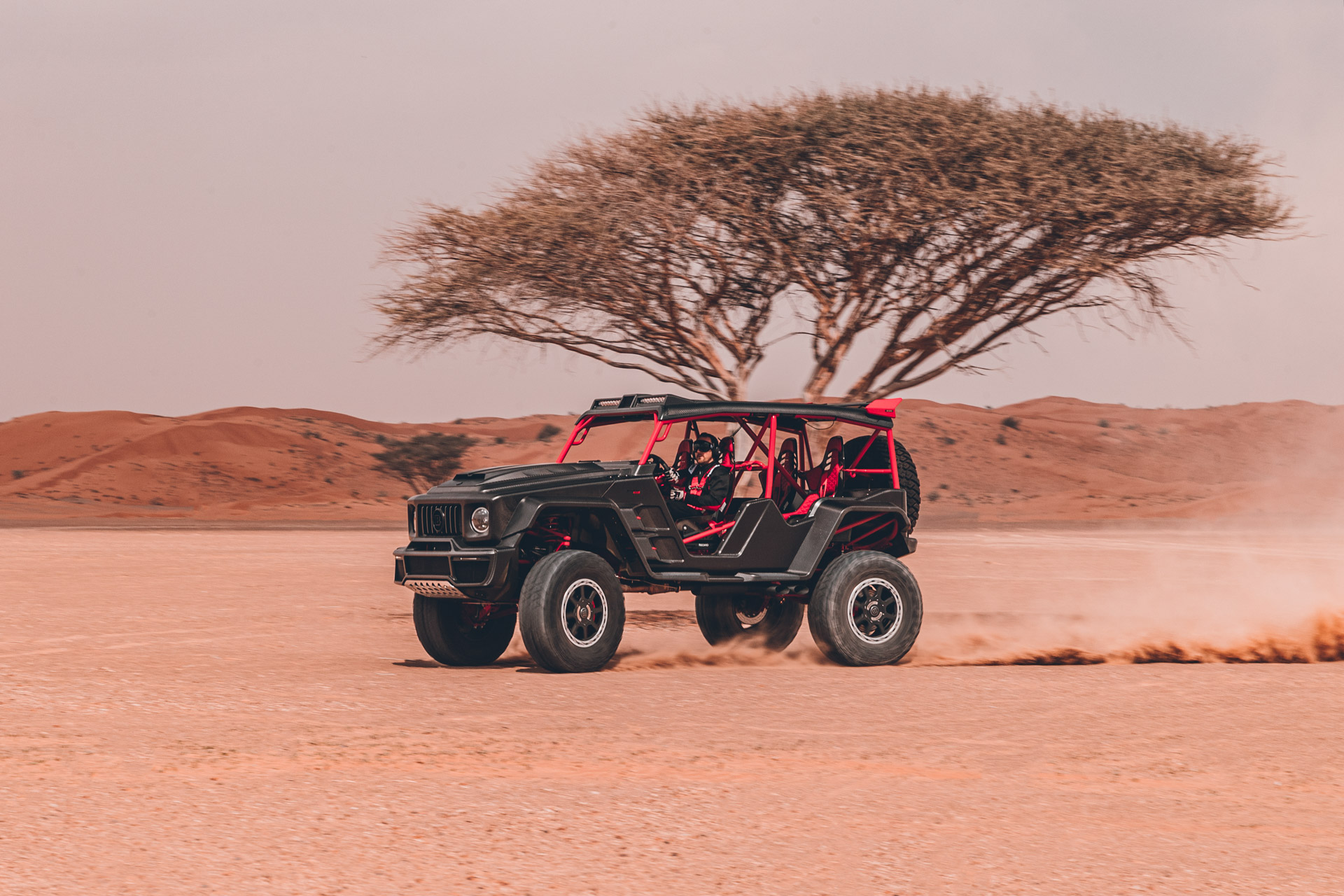 Brabus 900 Crawler (2022): Dune-Bashing Buggy