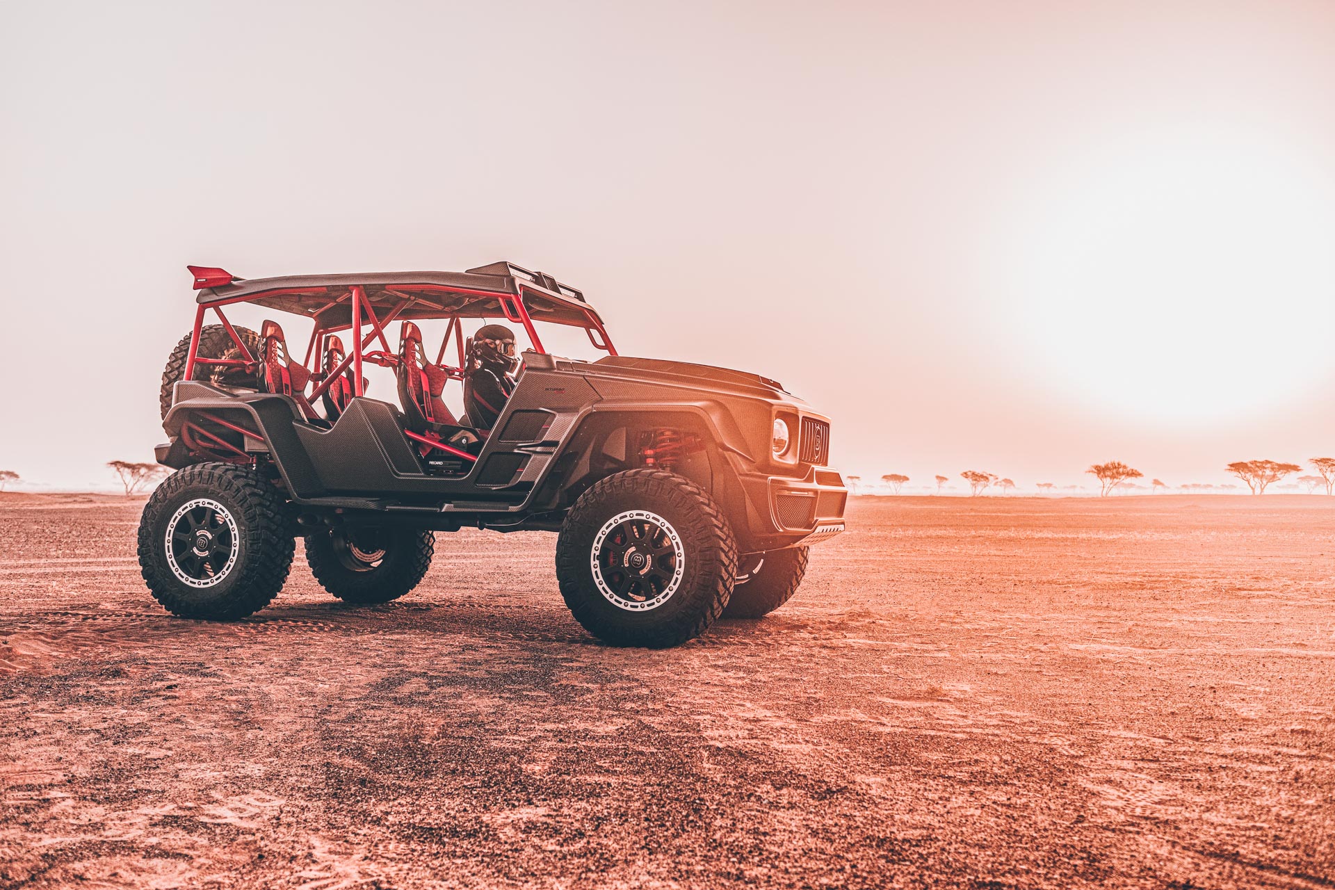 Brabus 900 Crawler (2022): Dune-Bashing Buggy